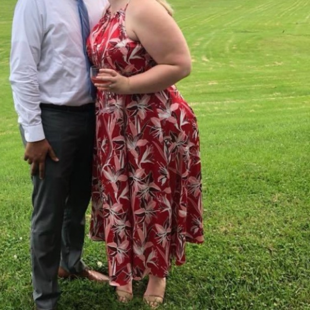 Bar III - XXL - Red Flowery Midi Dress